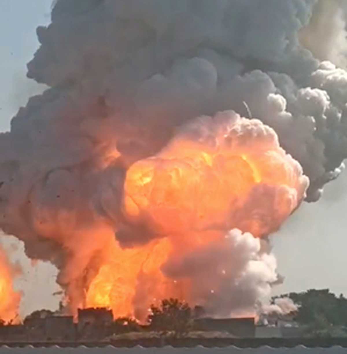 हरदा की पटाखा फैक्ट्री में विस्फोट में 9 की मौत, 167 घायल